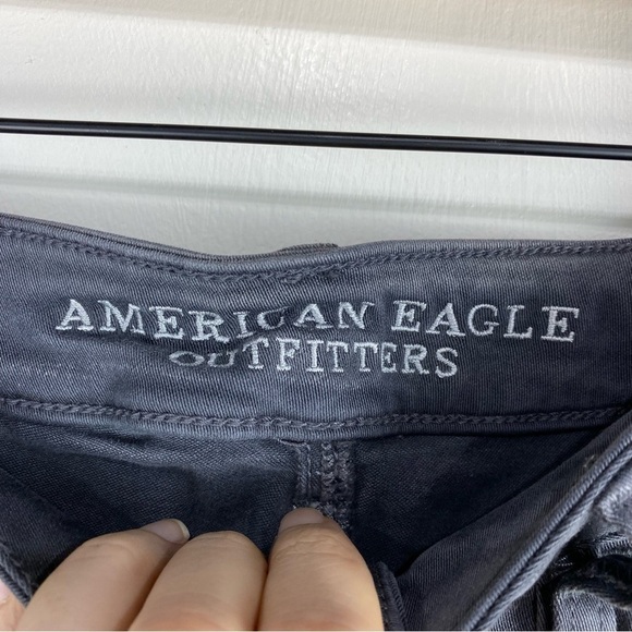 American Eagle AEO Denim Stretchy Gray Jeggings Jeans Pants Size 4 Regular - Picture 2 of 5